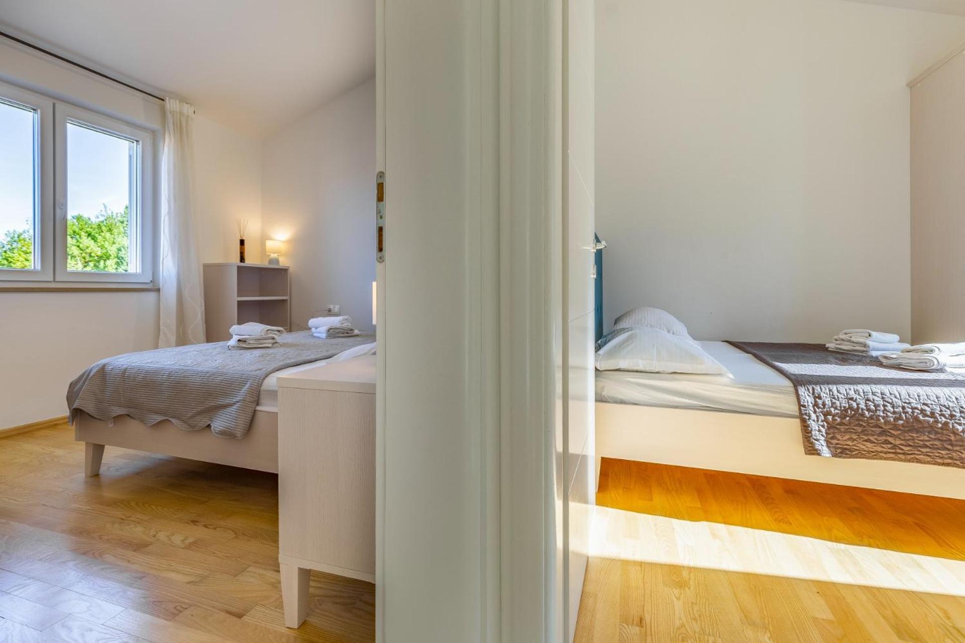 Villas Lotus With Pool And Jacuzzi Pula Buitenkant foto