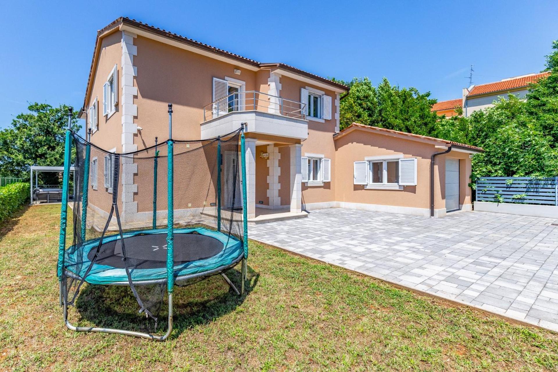 Villas Lotus With Pool And Jacuzzi Pula Buitenkant foto
