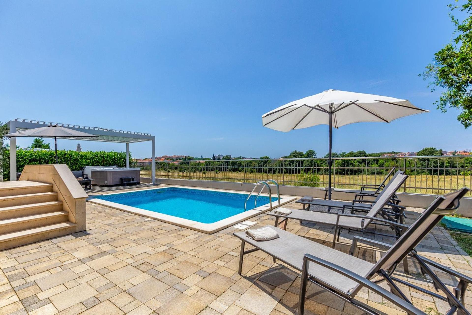 Villas Lotus With Pool And Jacuzzi Pula Buitenkant foto
